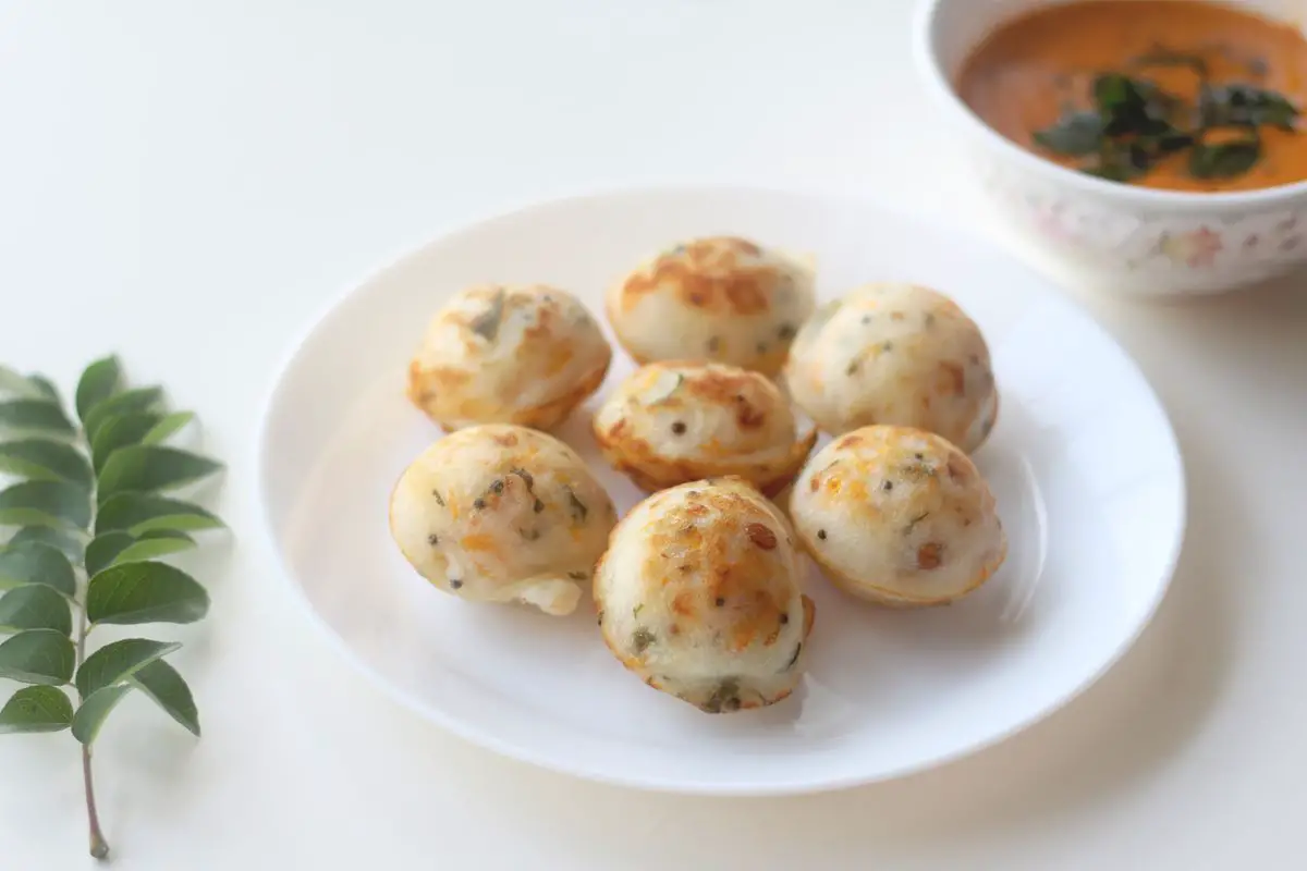 Kara Kuzhi Paniyaram with Idli/Dosa Batter